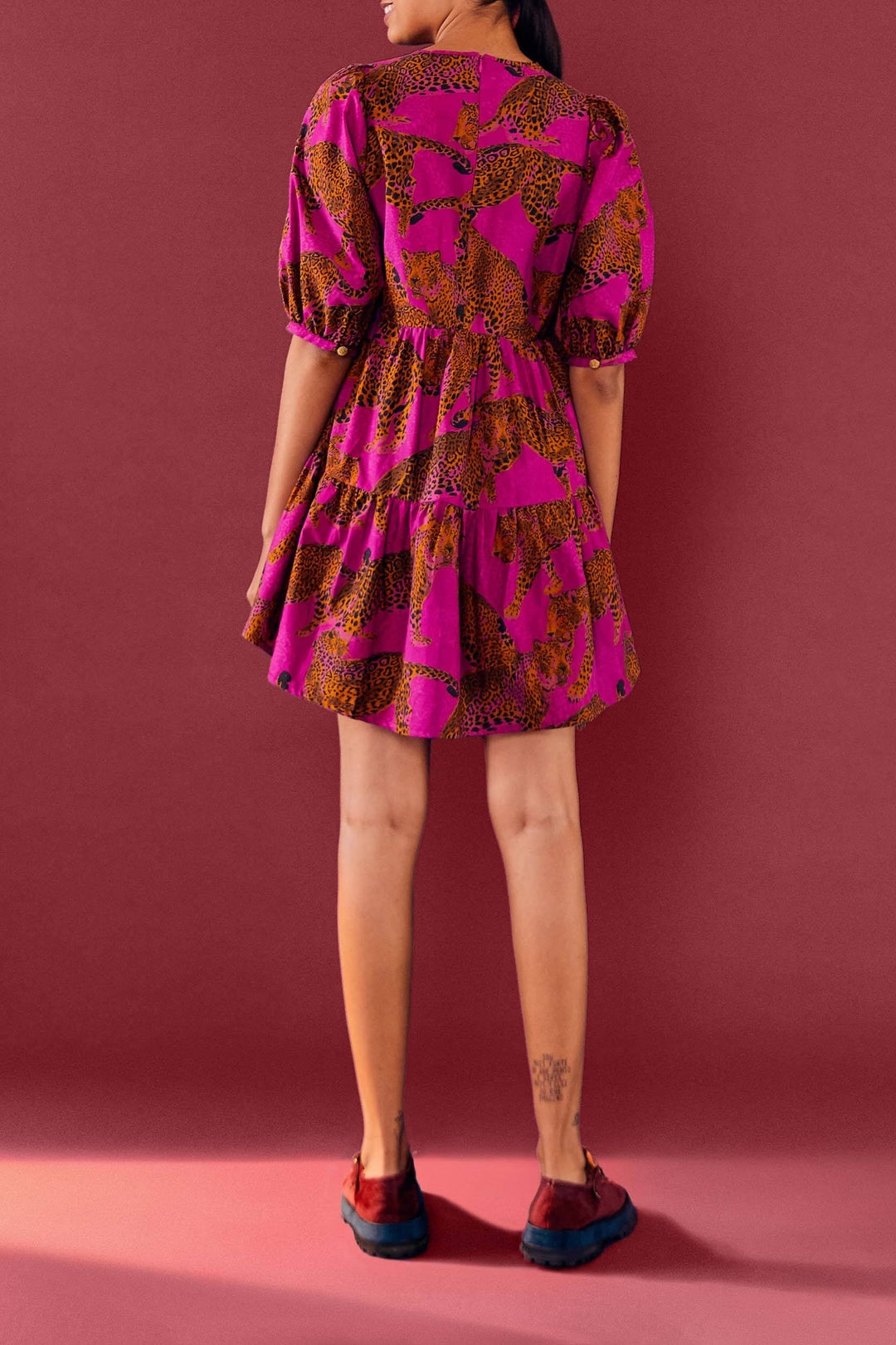 Robe courte Artsy Leopards - Rose