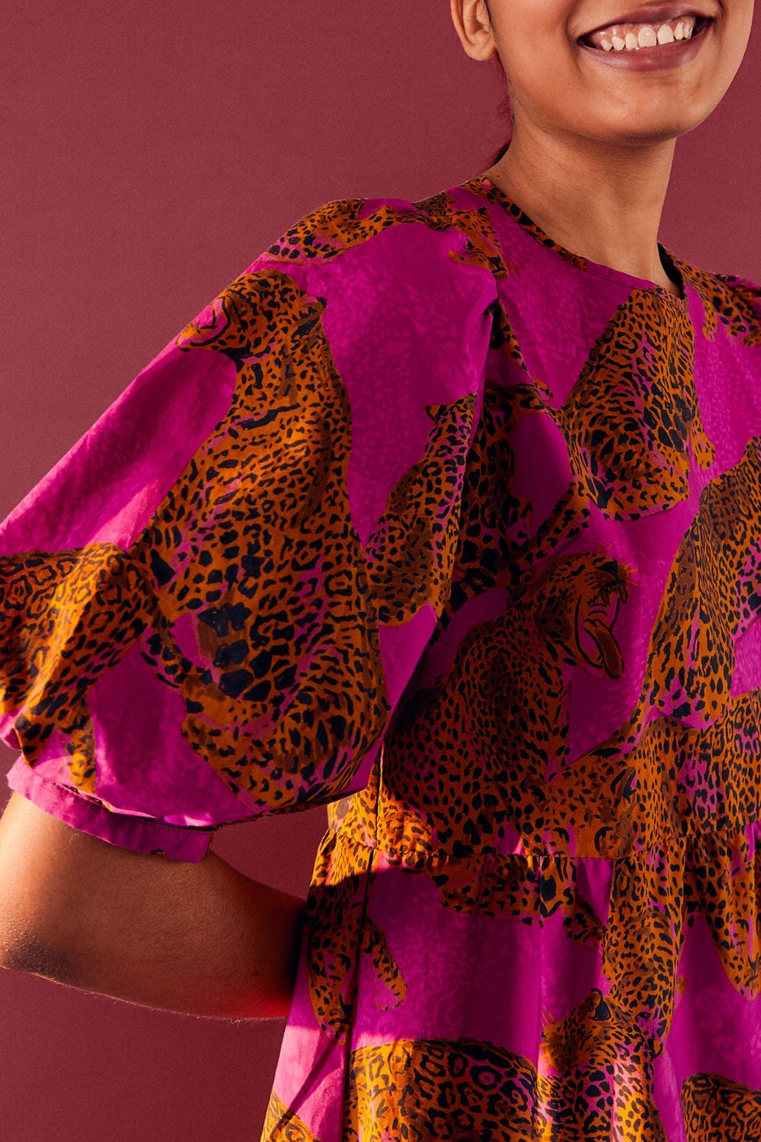 Robe courte Artsy Leopards - Rose