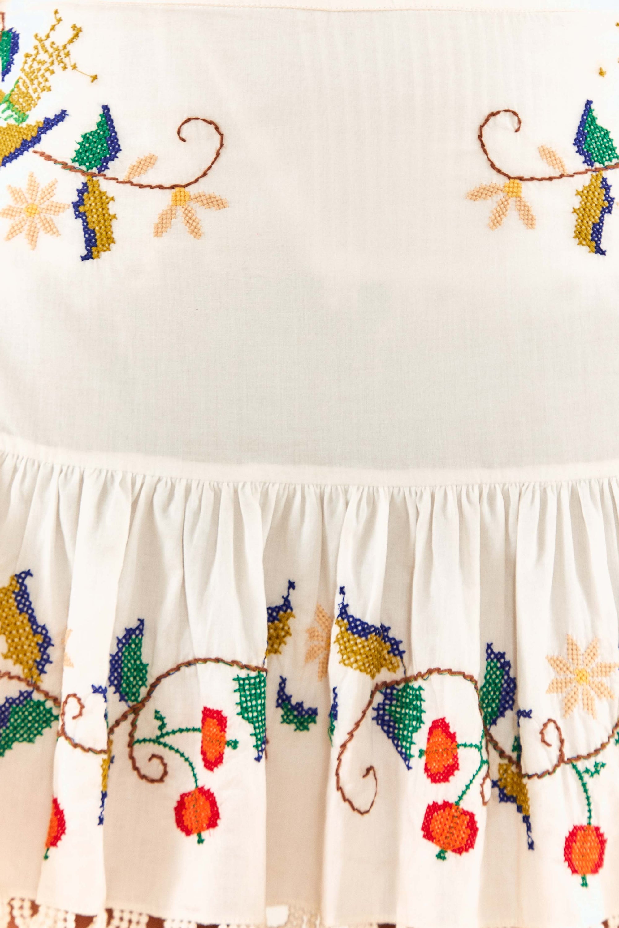 Pitanga embroidered short skirt - White
