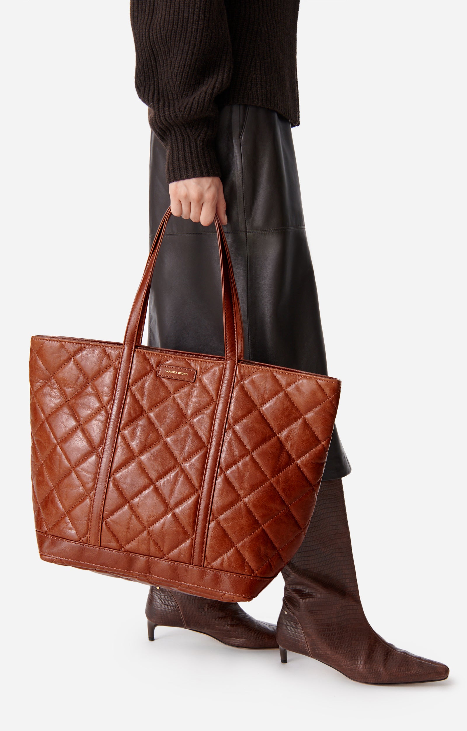 23 QTY NEW // HAVANE / Cabas XL en Cuir Matelassé - HAVANE