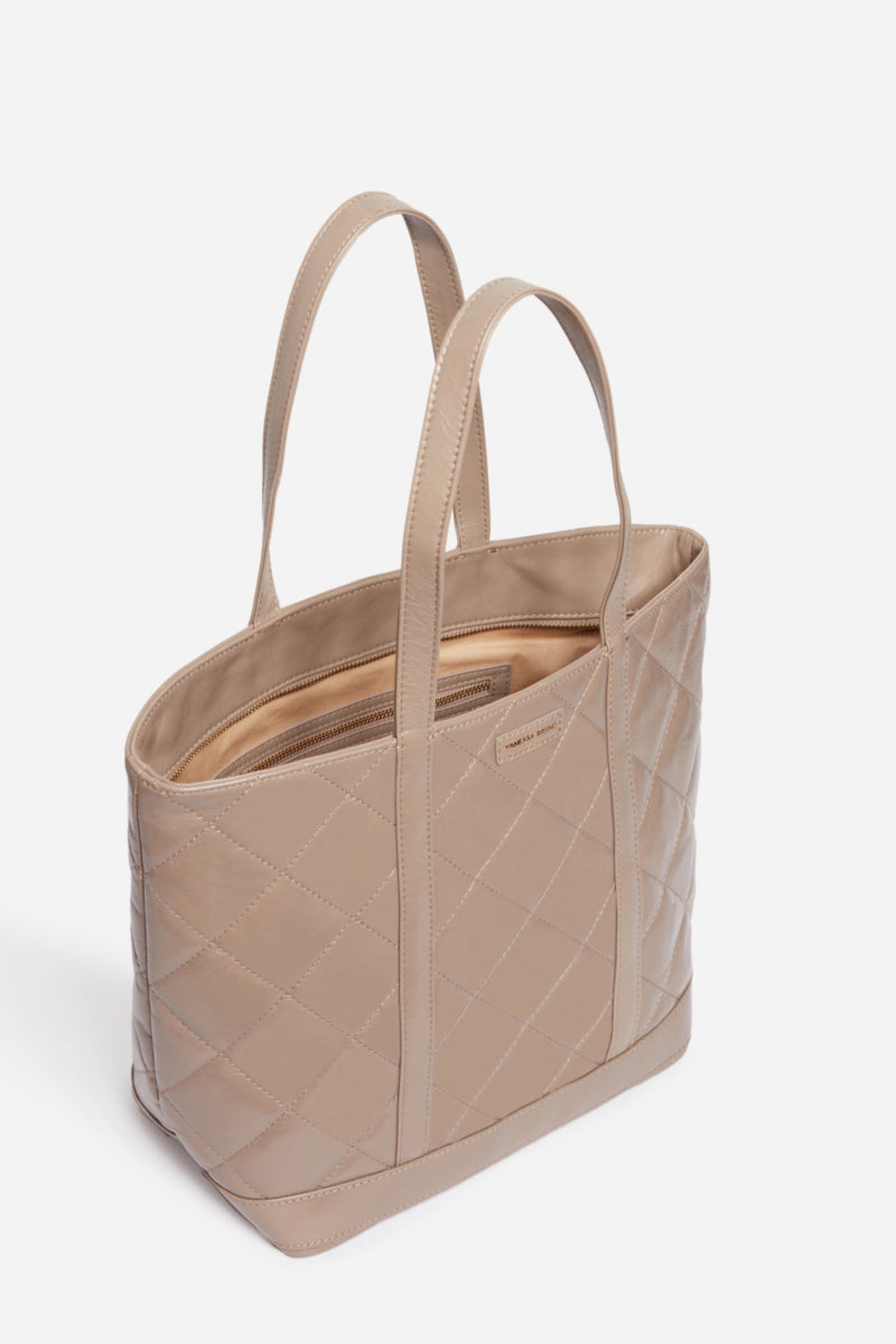 Iconic M Tote Bag with zip, in quilted leather - Mastic