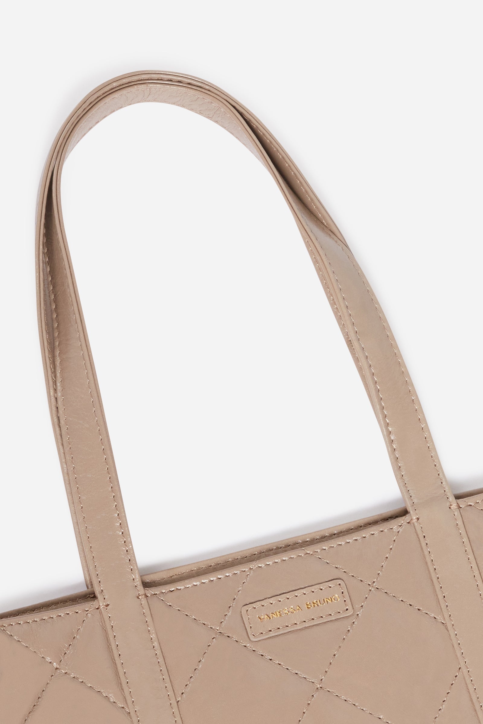 Iconic M Tote Bag with zip, in quilted leather - Mastic