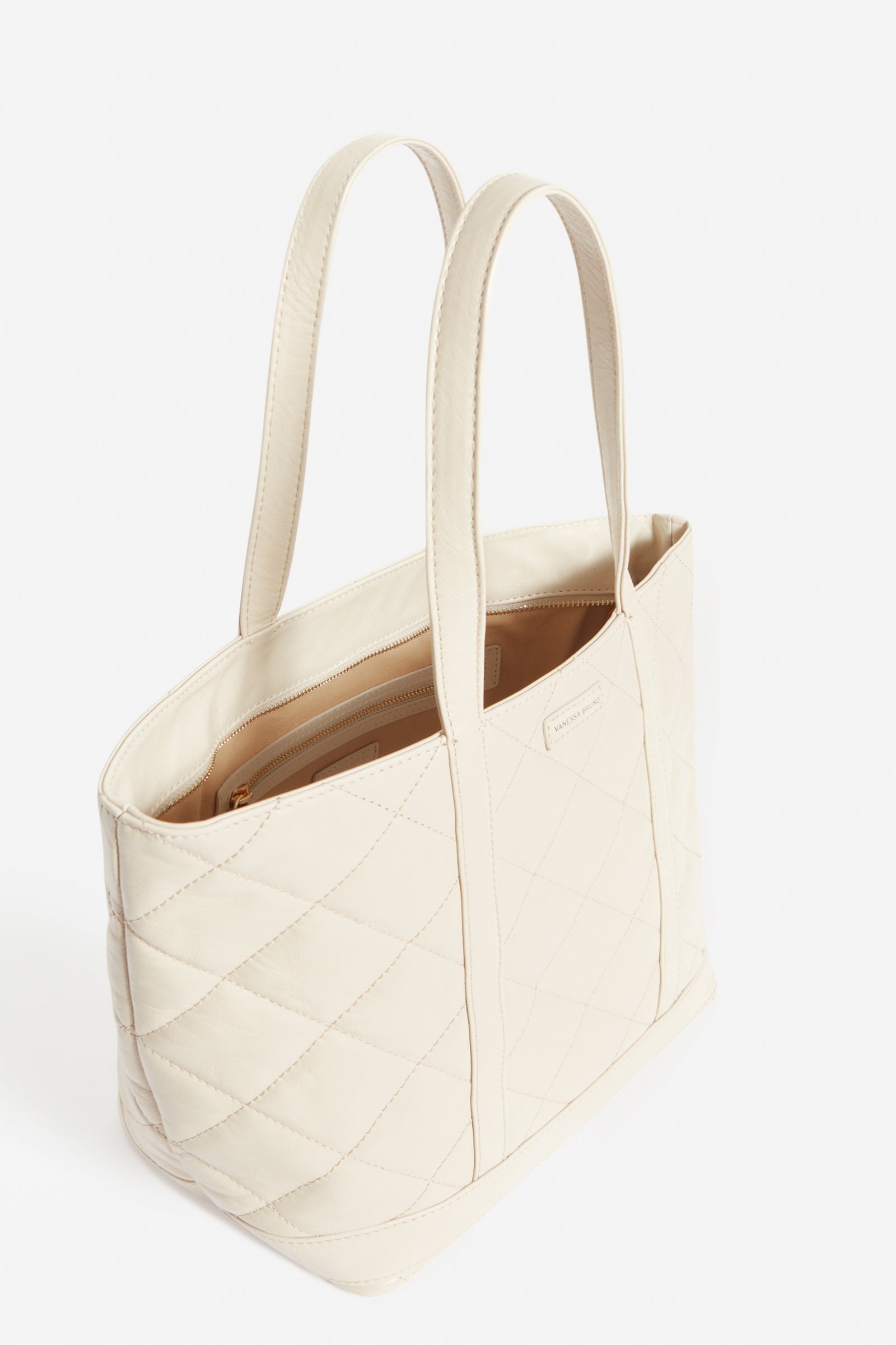 Iconic M Tote Bag with zip, in quilted leather - Sand & Chalk