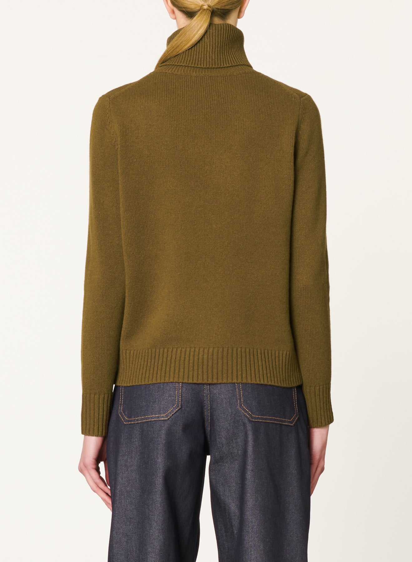 26 QTY NEW // KAKI / Pull Divida - KAKI