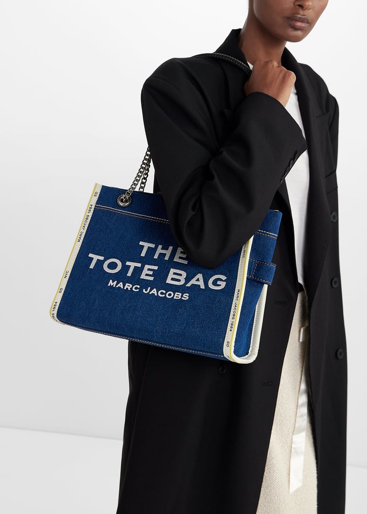 MOYEN   Sac cabas The Medium Tote en denim à chaînes - Dark Wash