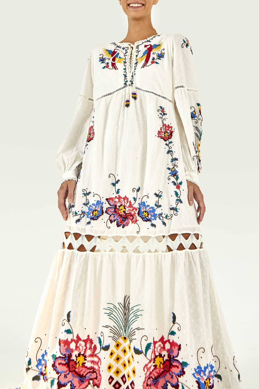 Robe longue Macaw Cross Stitch brodée - Blanc