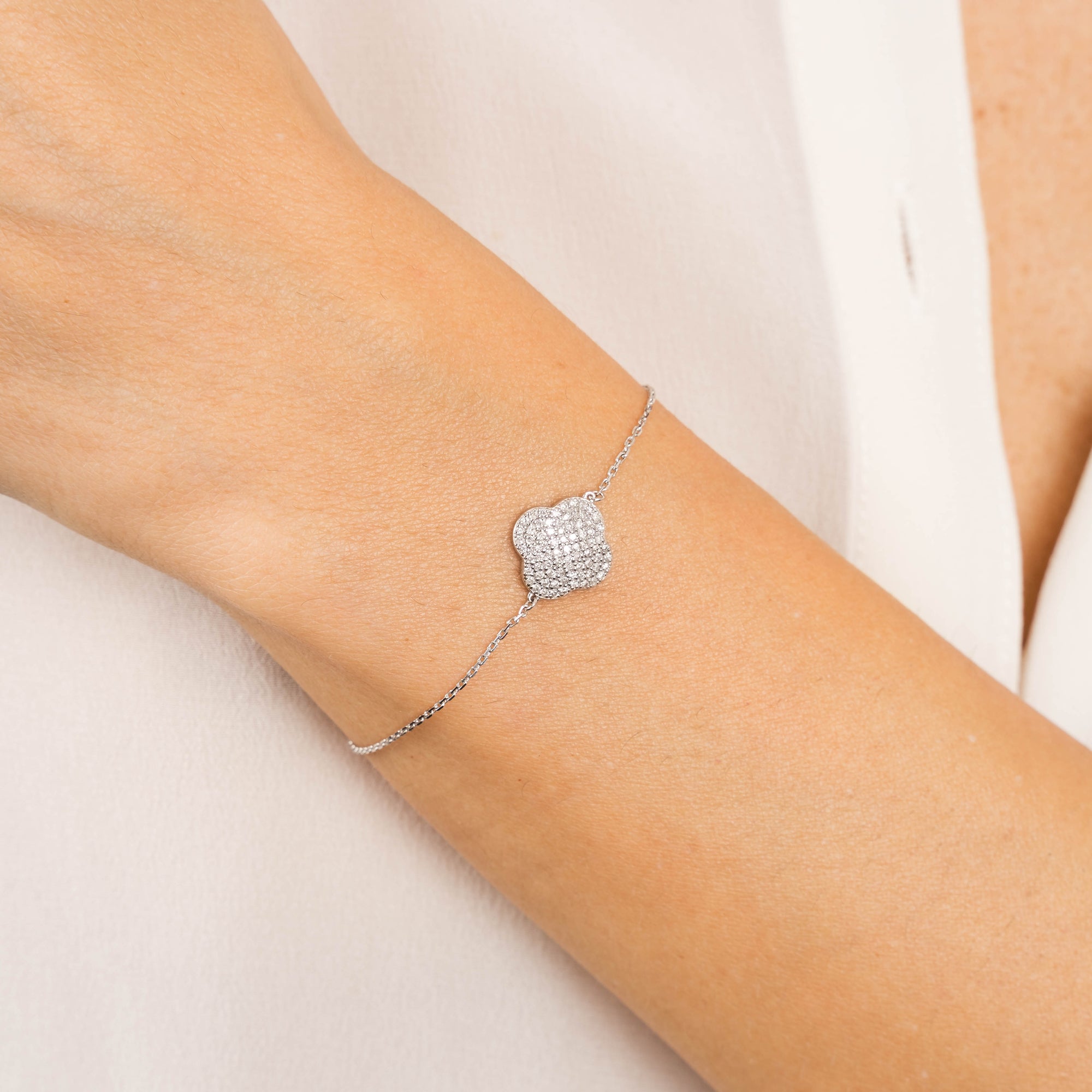 Chance bracelet in white gold & Diamond - White