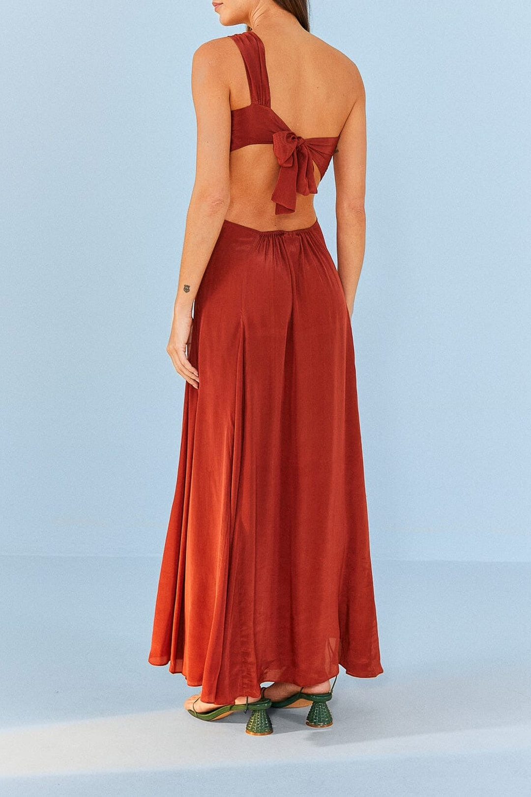 MEDIA OFF LINE_Robe longue asymétrique à bandeau - Rouge