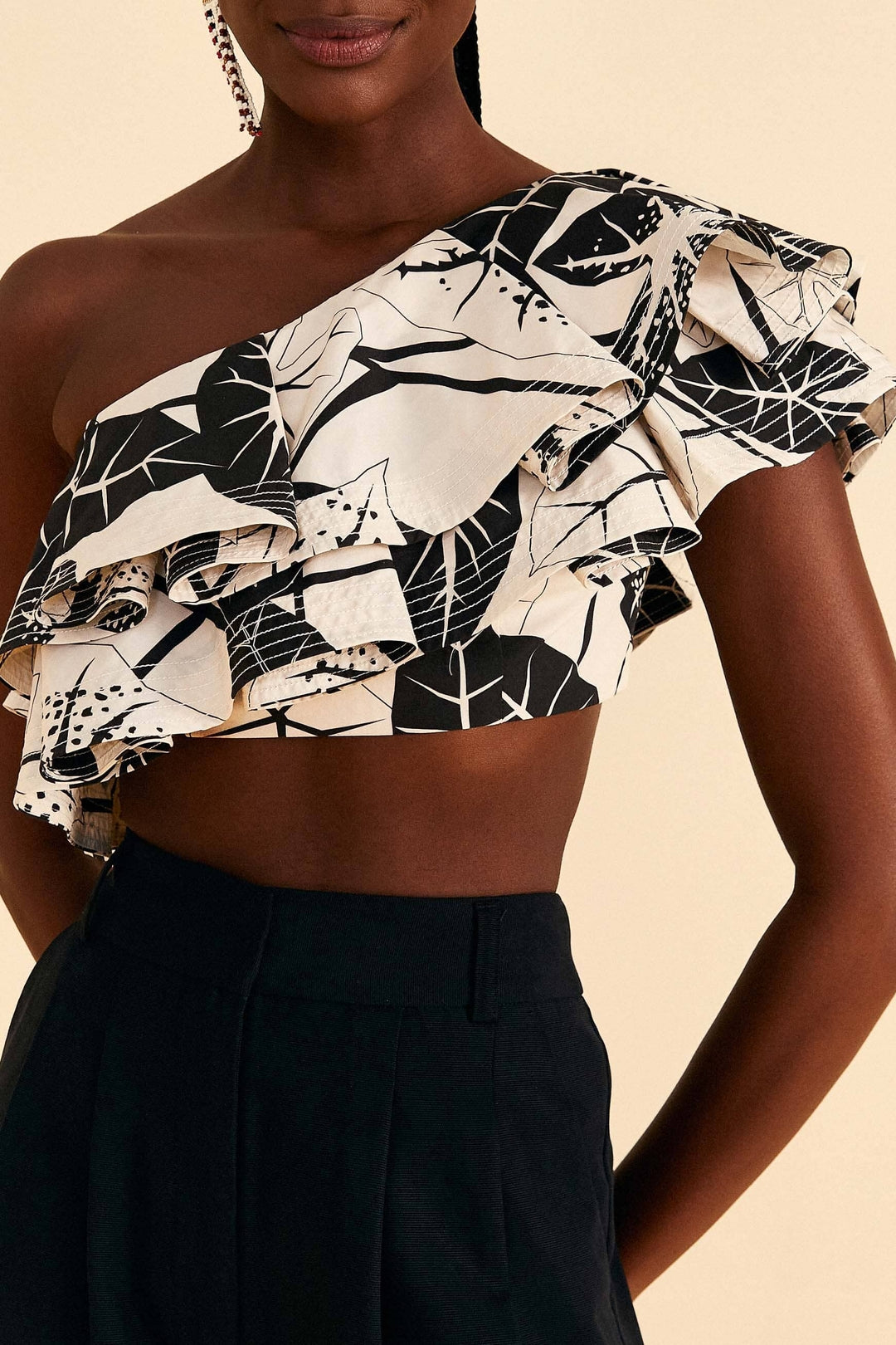 Top Graphic Leaves - Beige