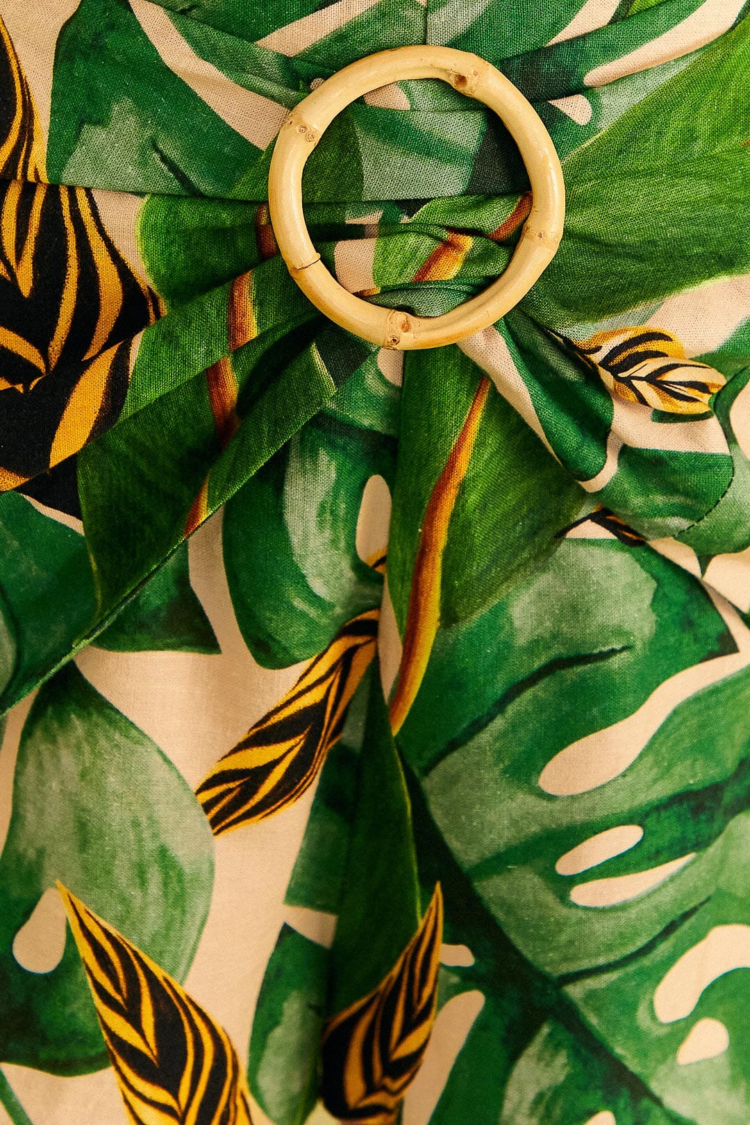 MEDIA OFF LINE_Short Tropical Leaves en lin - Vert
