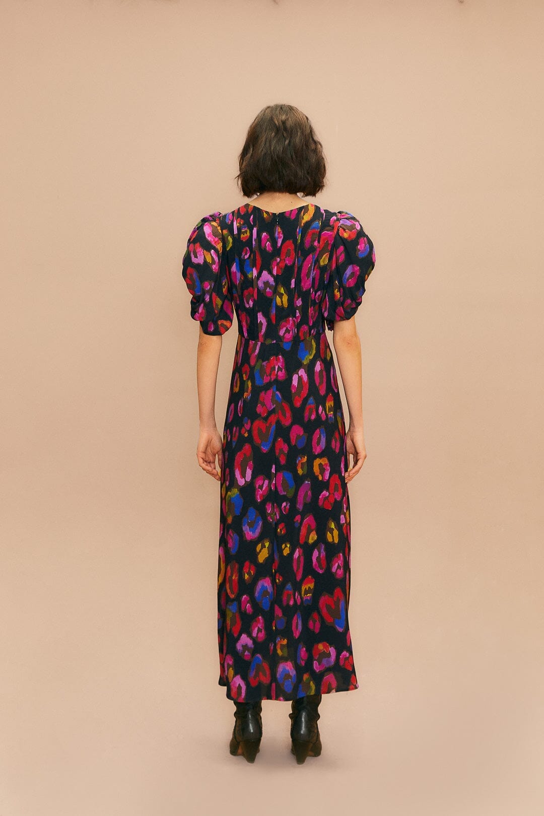NEW_Leopard Black Robes midi - Leopard Black