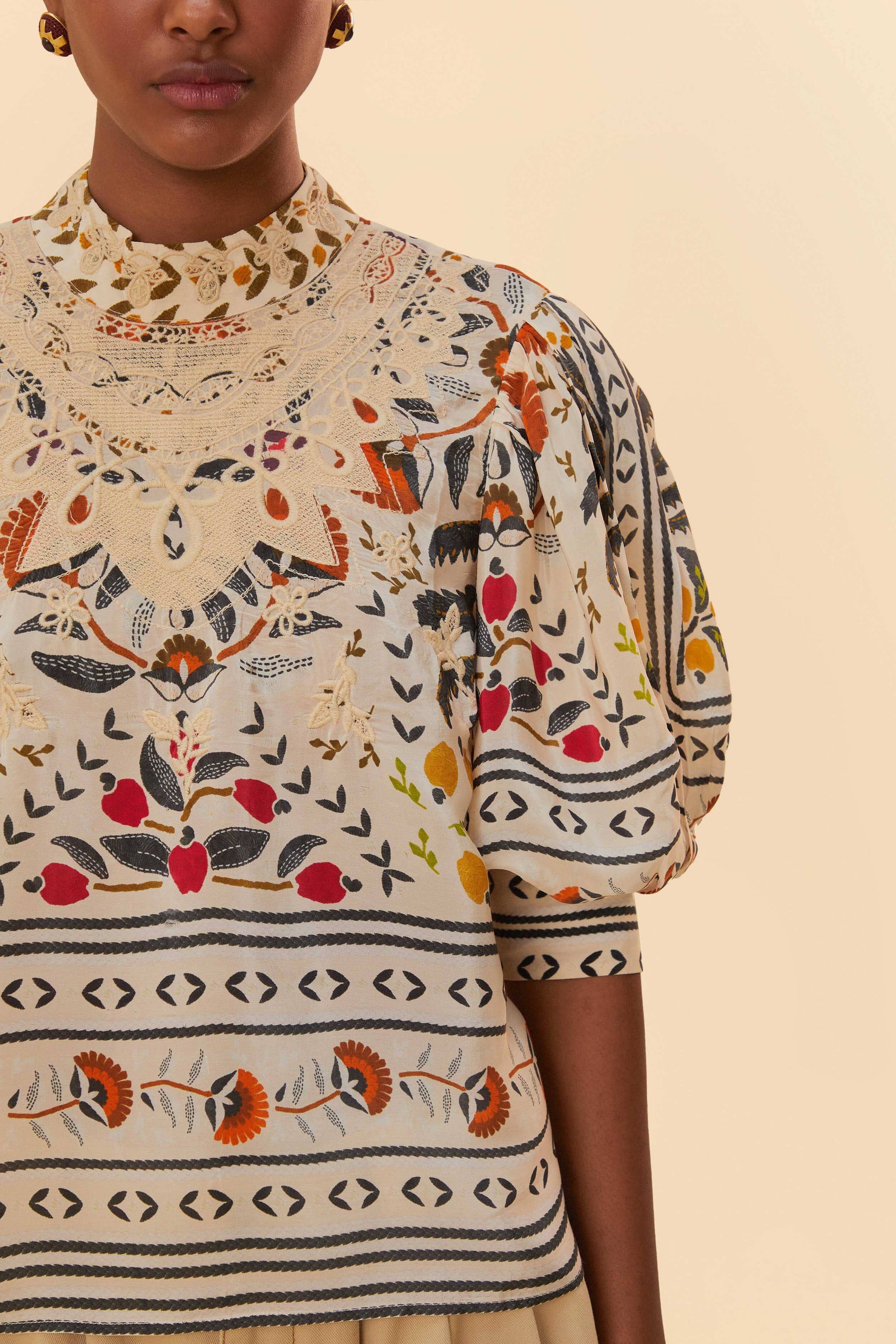 Blouse High à manches bouffantes - Beige