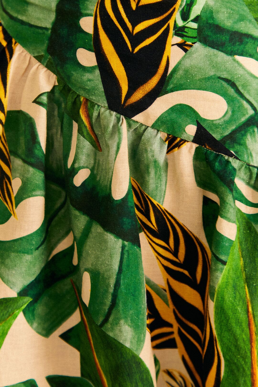 Robe courte asymétrique à feuilles tropicales en lin - Vert