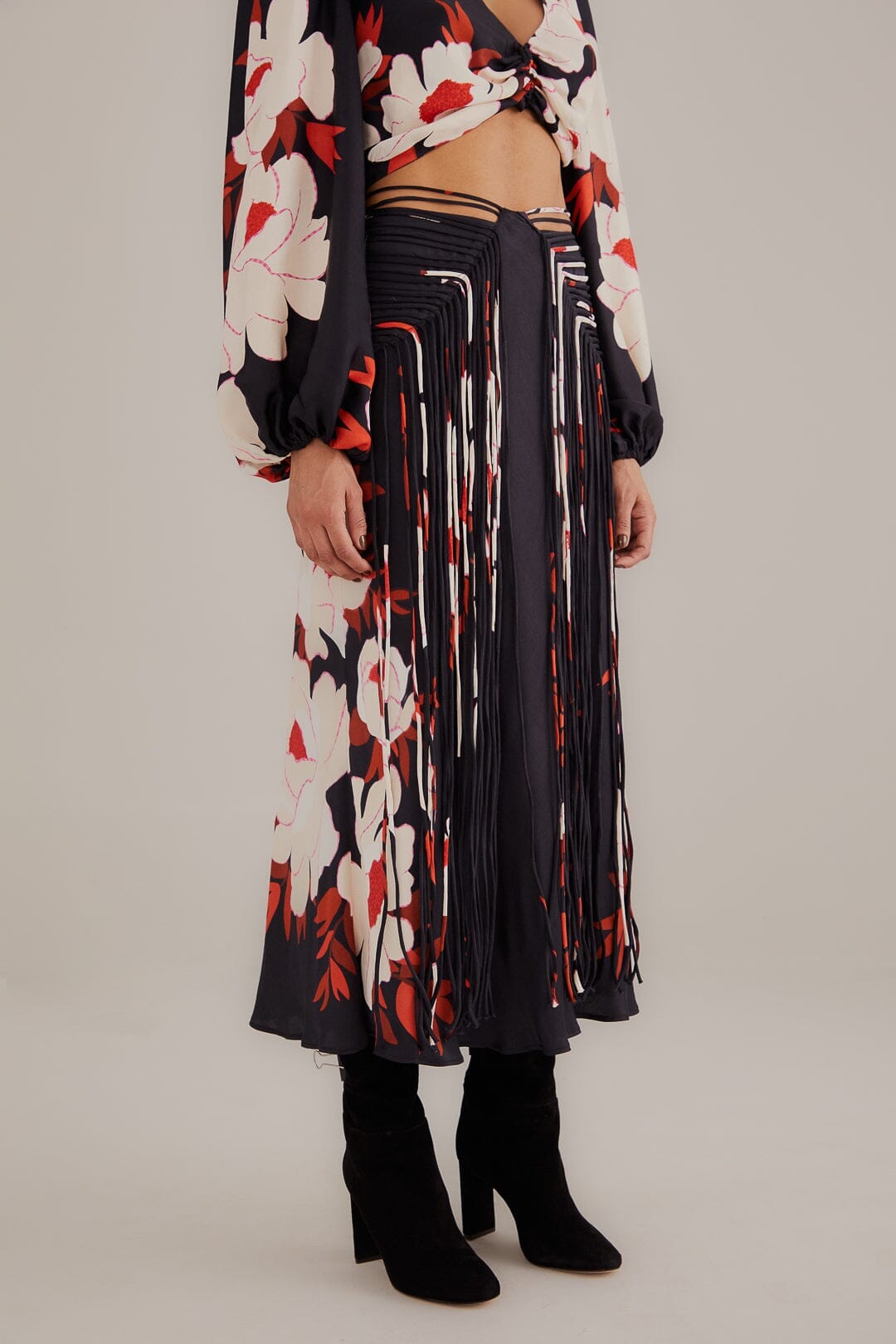 NEW_Peony Black Jupes & Shorts - Peony Black