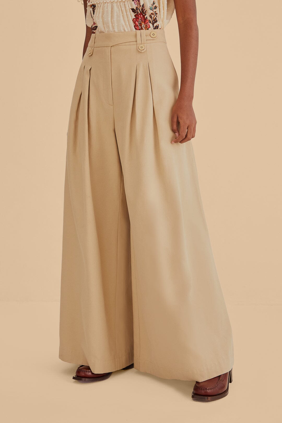 High-waisted cotton trousers - Beige