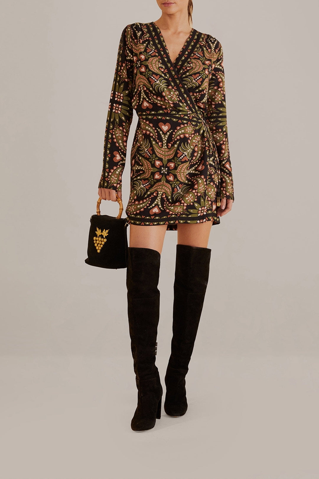 Robe courte Martina à manches longues et col roulé - Noir