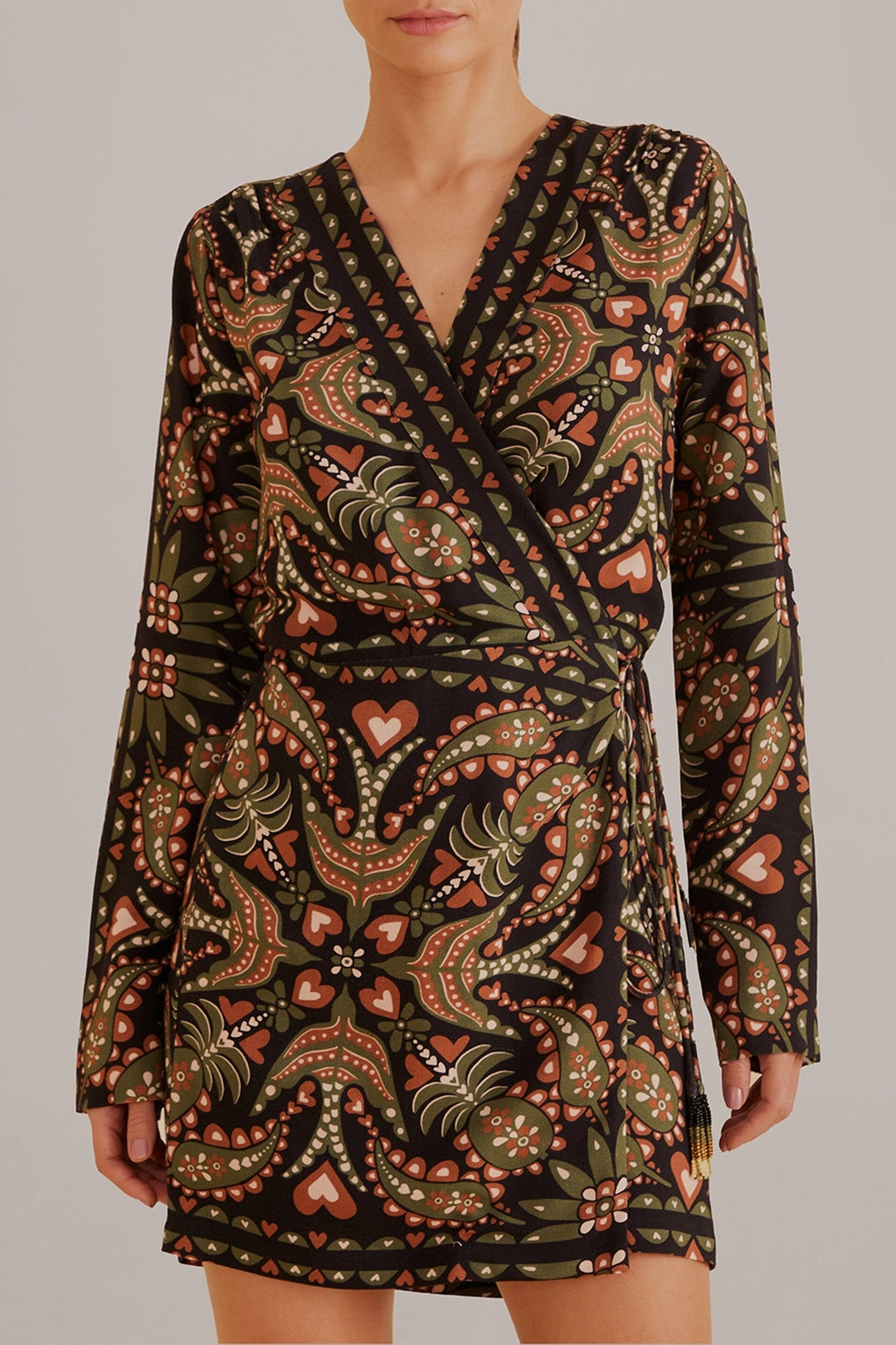Robe courte Martina à manches longues et col roulé - Noir