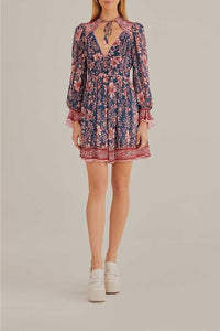 Robe courte Ainika Charm à manches longues - Multicolore