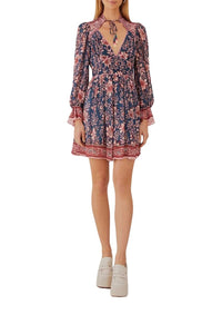 Robe courte Ainika Charm à manches longues - Multicolore
