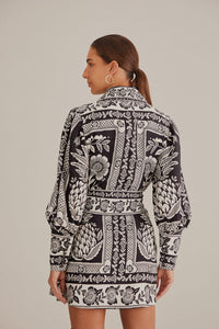 NEW_Pineapple Garden Black Robes courtes - Pineapple Garden Black