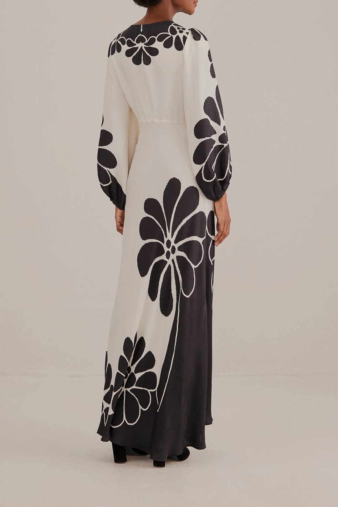 Robe longue Palermo à manches longues et découpes - Noir