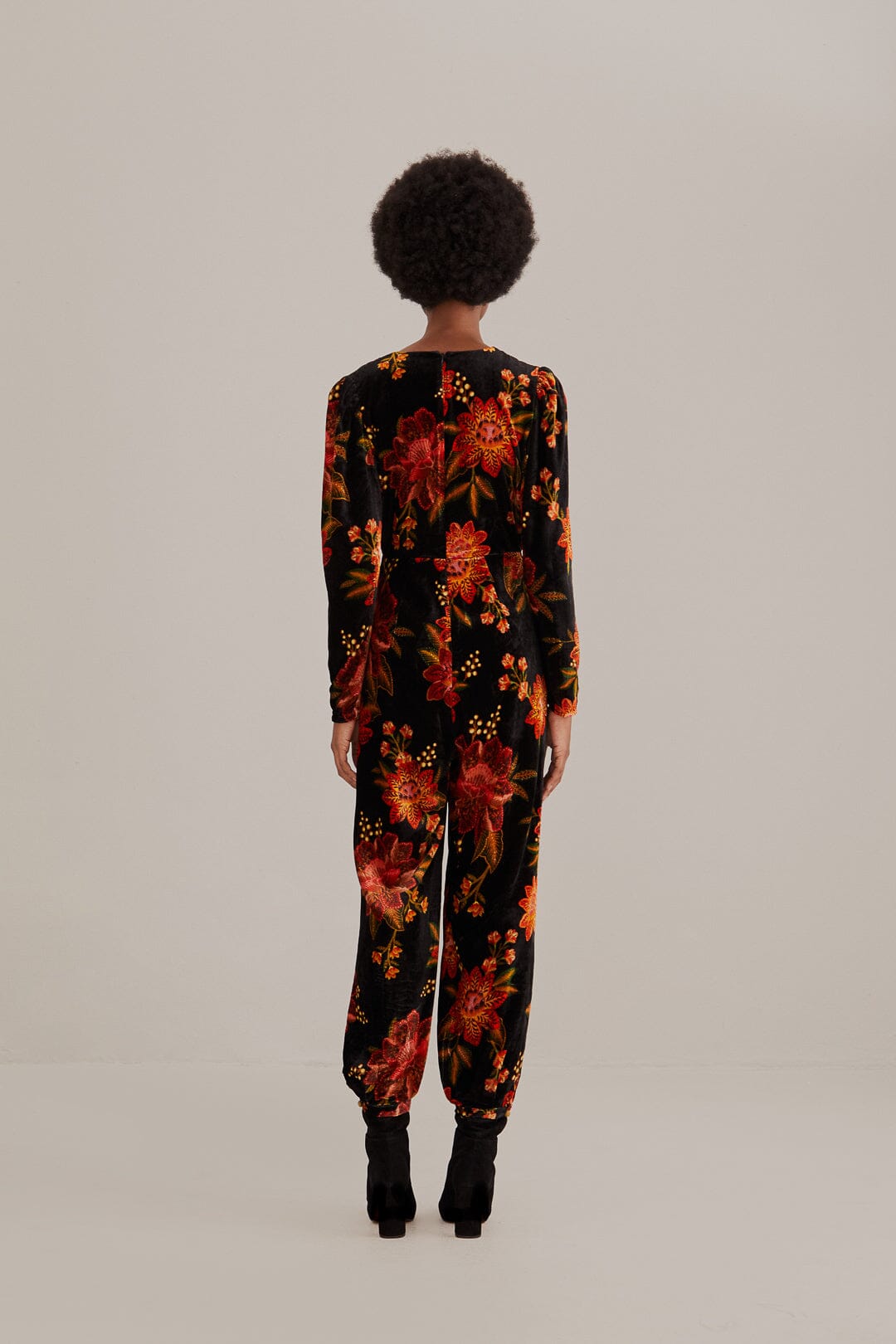 NEW_Winter Bloom Black Robes courtes - Winter Bloom Black