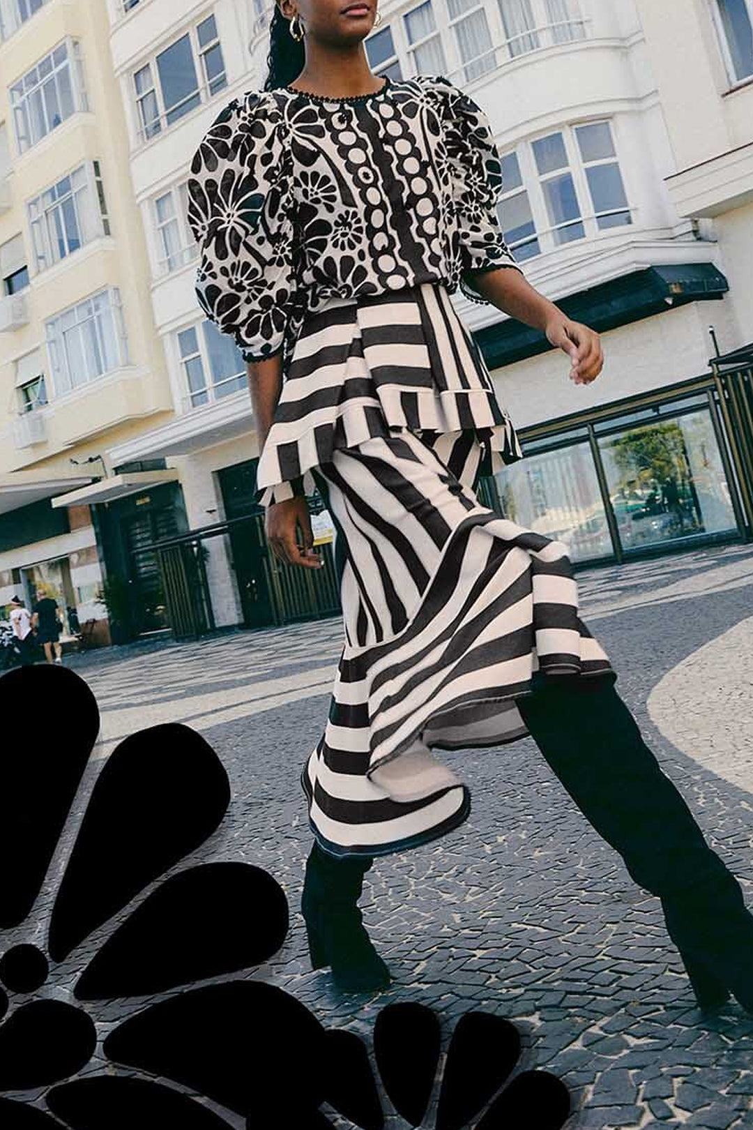 DJV_Stripes Black Jupes & Shorts - Stripes Black