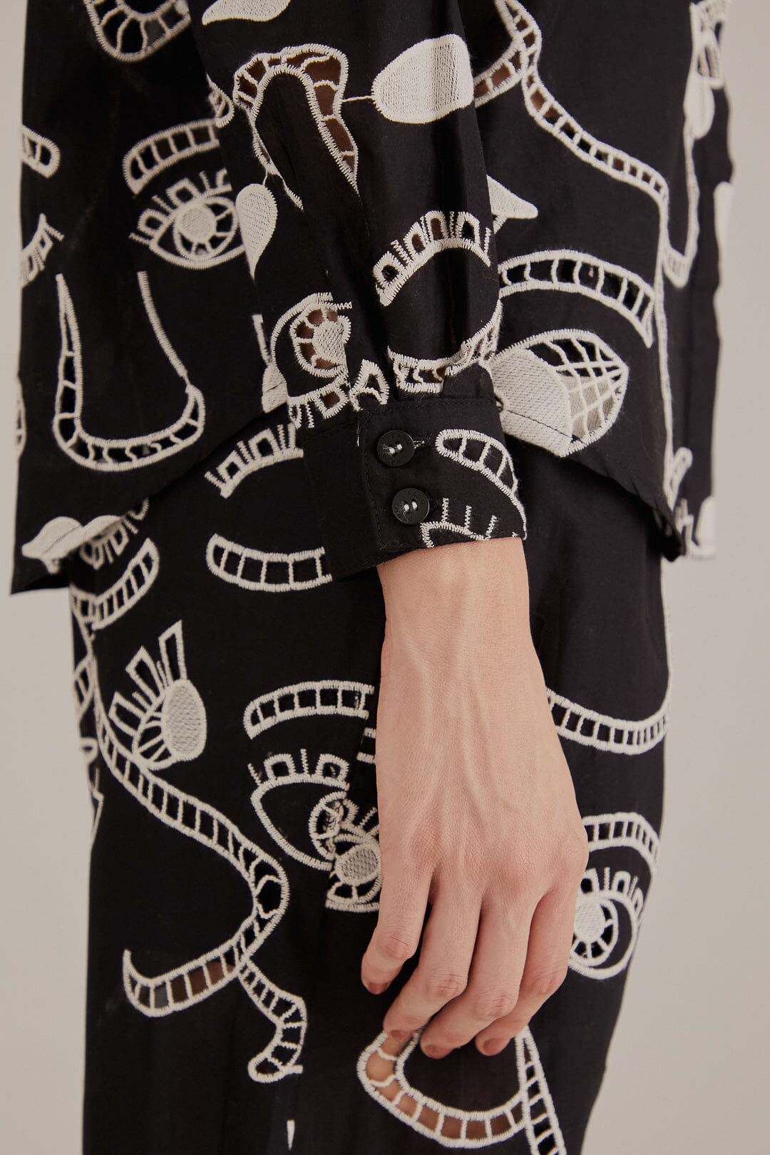 Chemise Richelieu Faces en coton - Noir