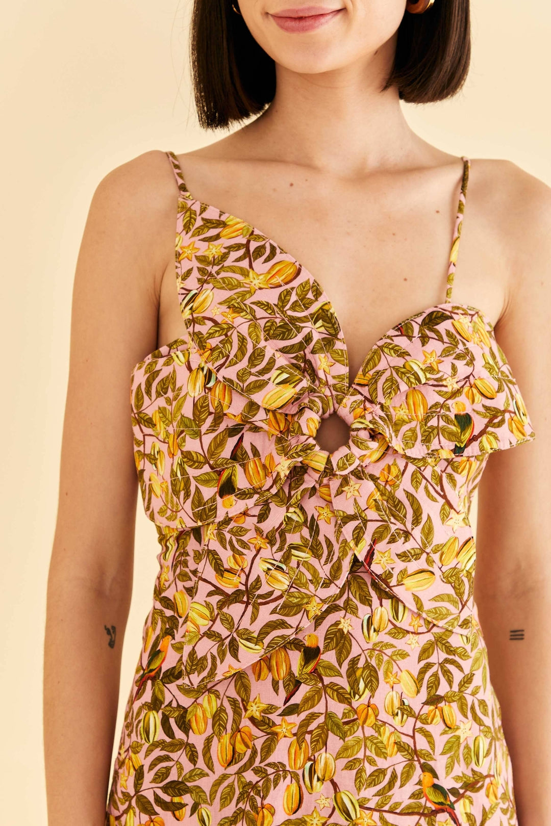 Robe courte à fleurs de Carambole en lin - Jaune