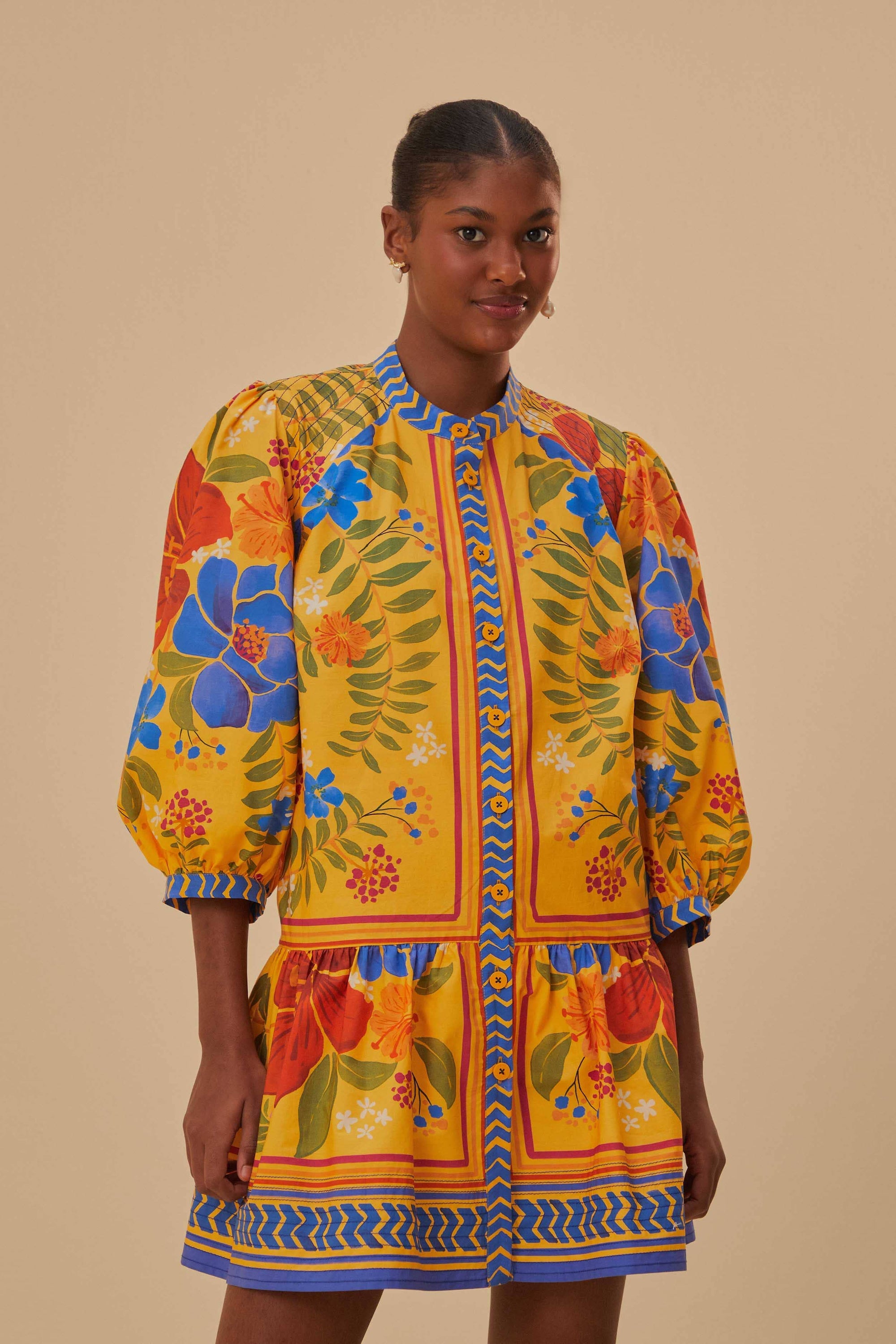 NEW_Floral Yard Yellow Robes courtes - Floral Yard Yellow