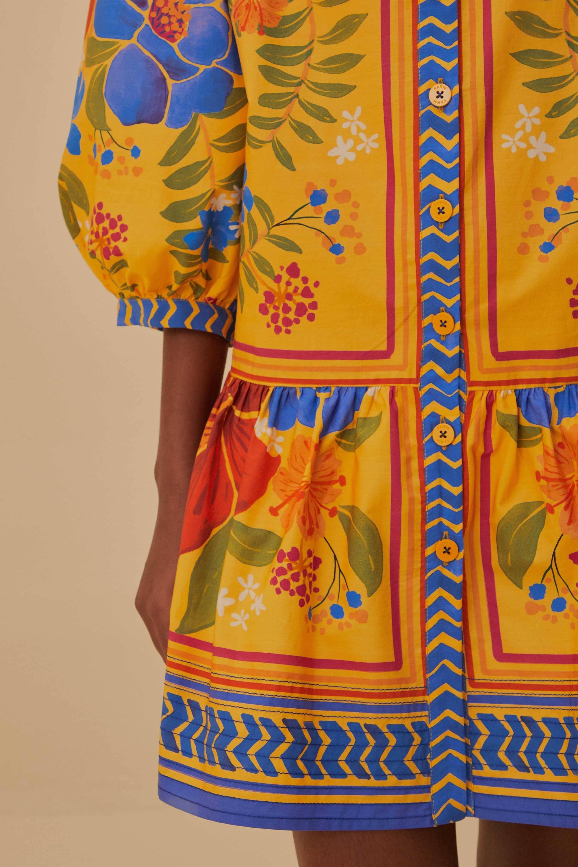NEW_Floral Yard Yellow Robes courtes - Floral Yard Yellow