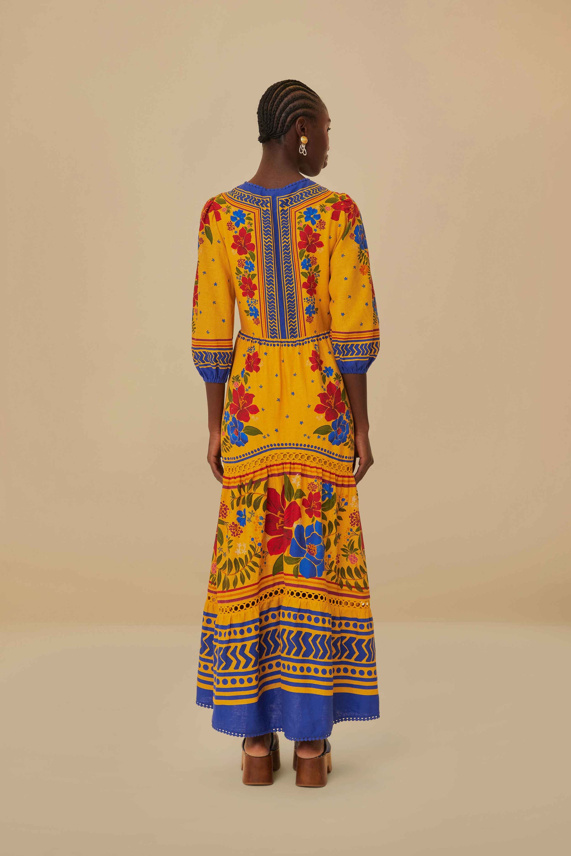 NEW_Floral Yard Yellow Robes longues - Floral Yard Yellow