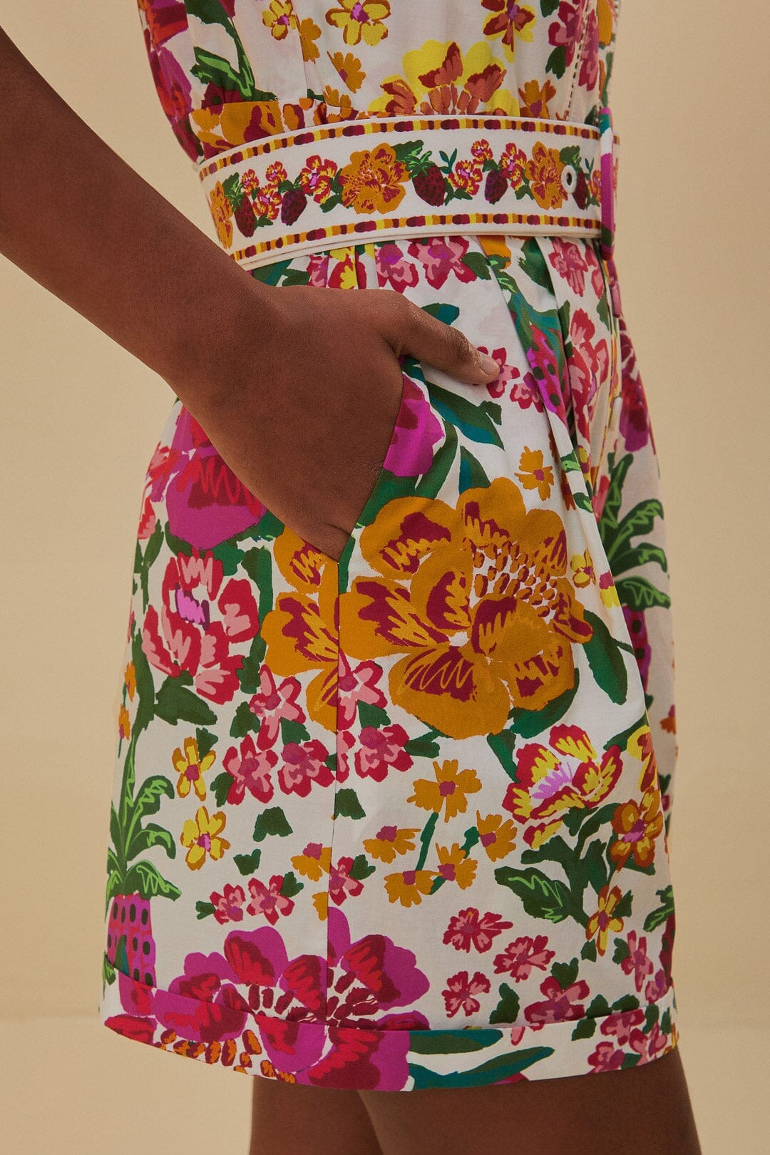 NEW_Flowerful Sketch Off White Robes courtes - Flowerful Sketch Off White