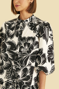 NEW_Chita Woodcut Off-White Robes courtes - Chita Woodcut Off-White