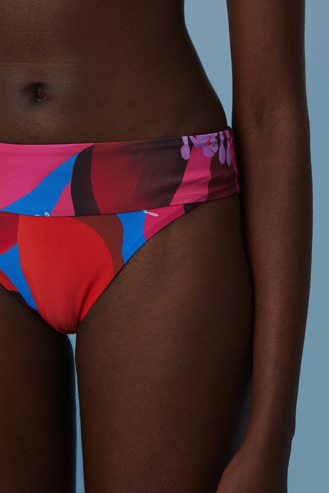 MEDIA OFF LINE_Bas de bikini Floral Aquarelle - Rouge