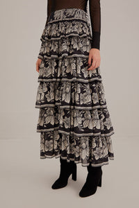 Long skirt with ruffles and pattern - Black