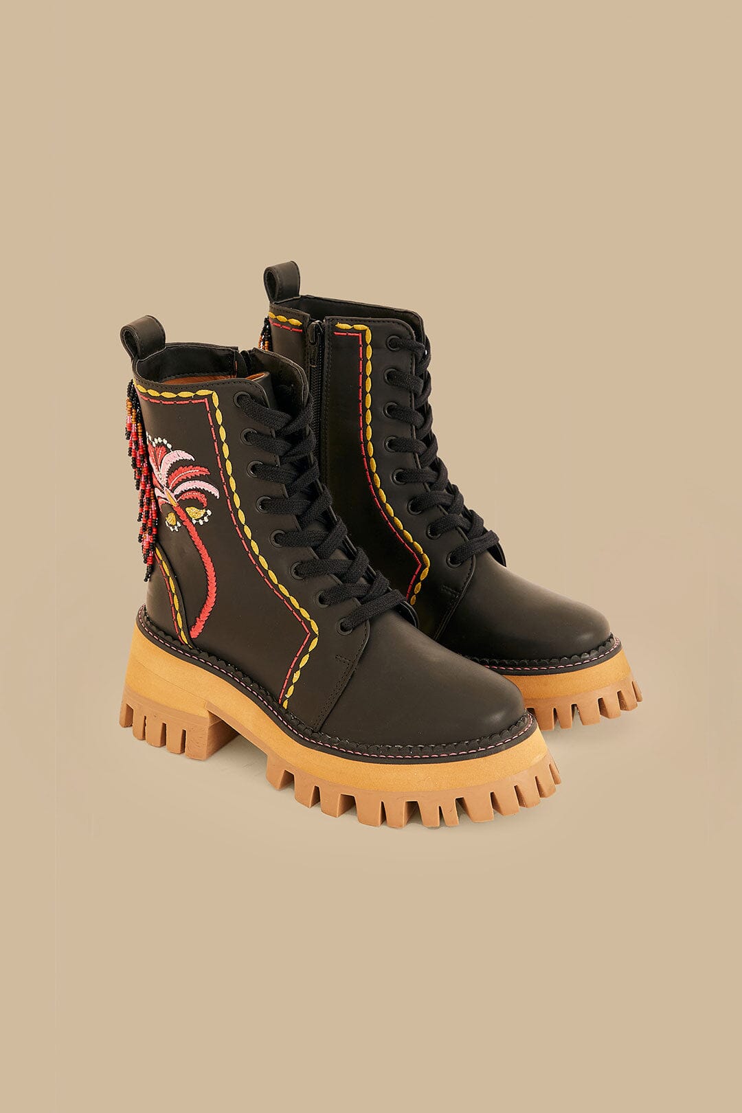 MEDIA OFF LINE_Bottes mi-hautes brodées - Noir