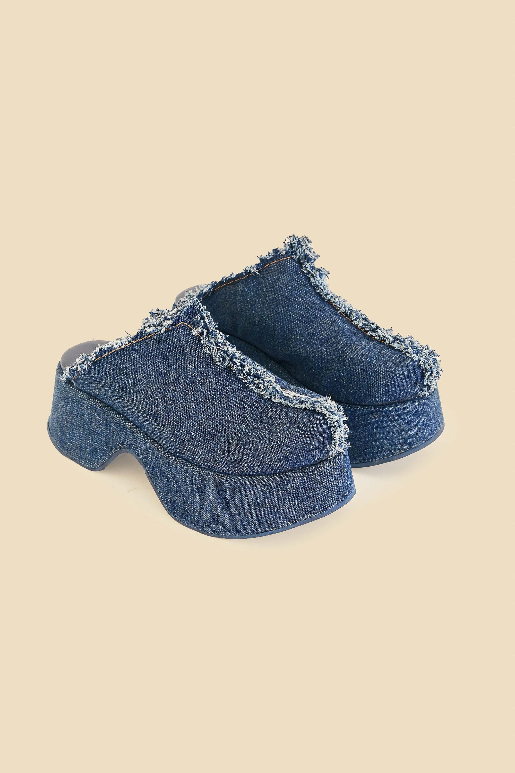 MEDIA OFF LINE_Sabots with denim platform - Blue