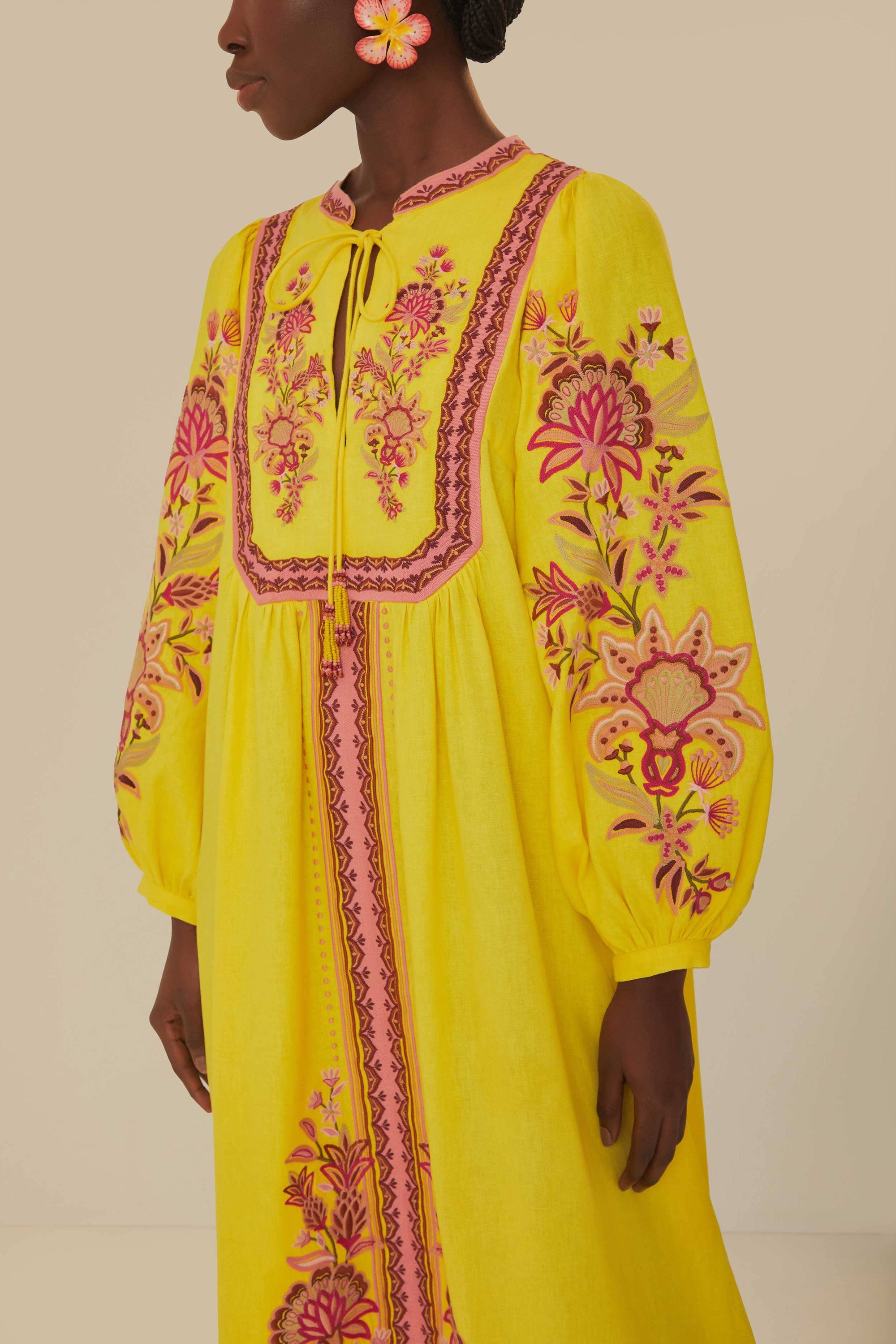 Robe midi brodée en lin - Jaune