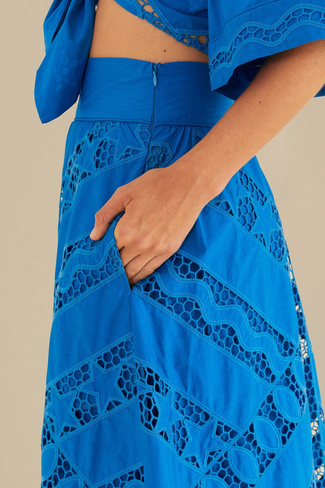 Jupe midi Richelieu rayée en coton - Bleu