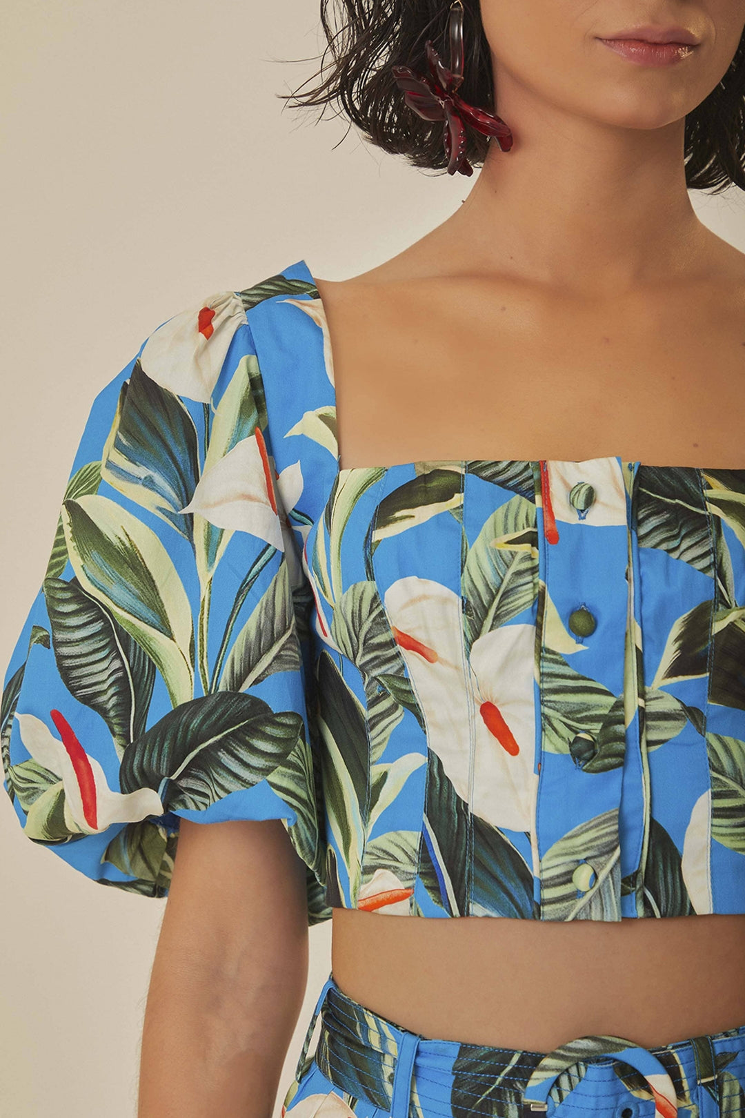 Blouse courte Garden Anthurium en coton - Bleu