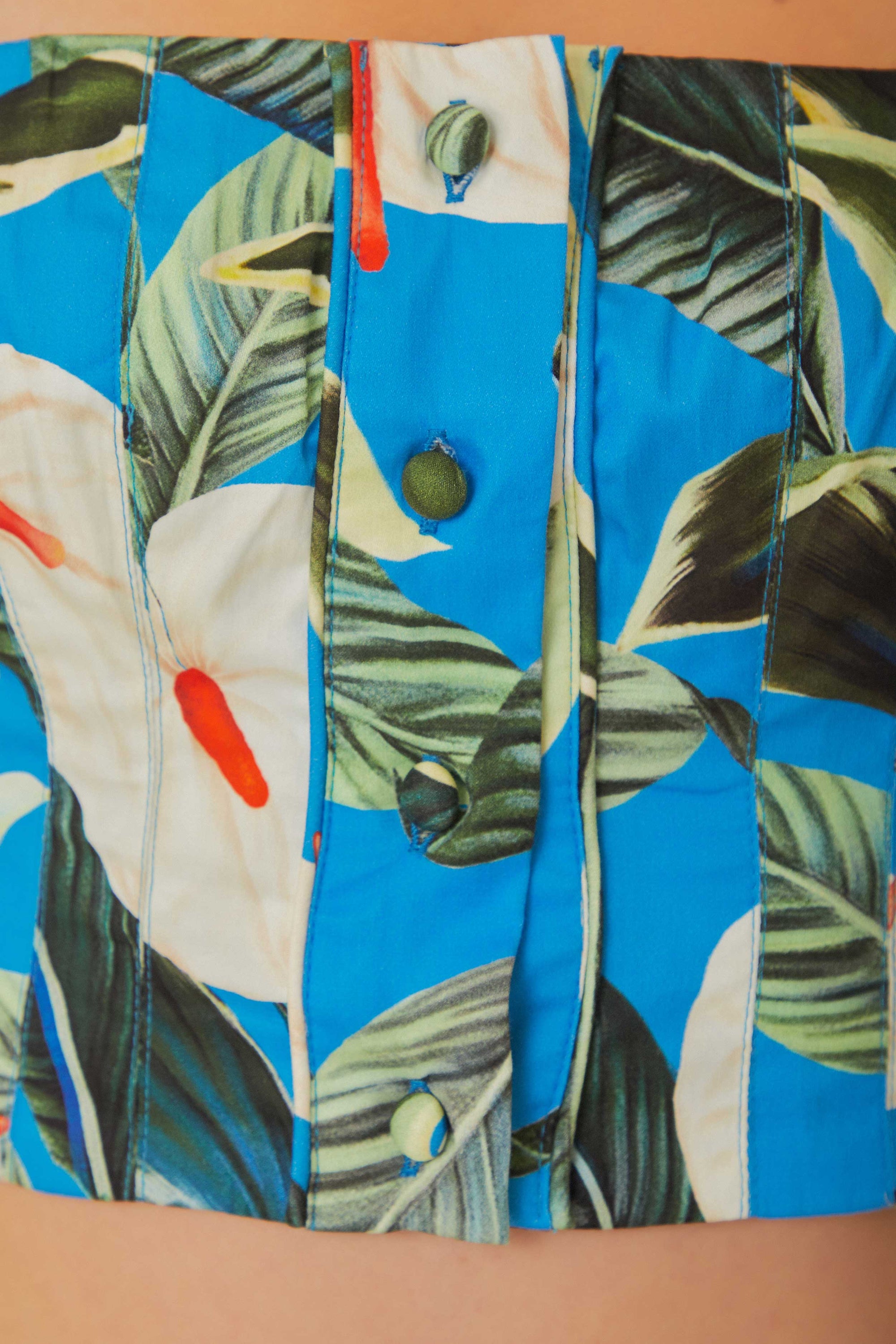 Blouse courte Garden Anthurium en coton - Bleu