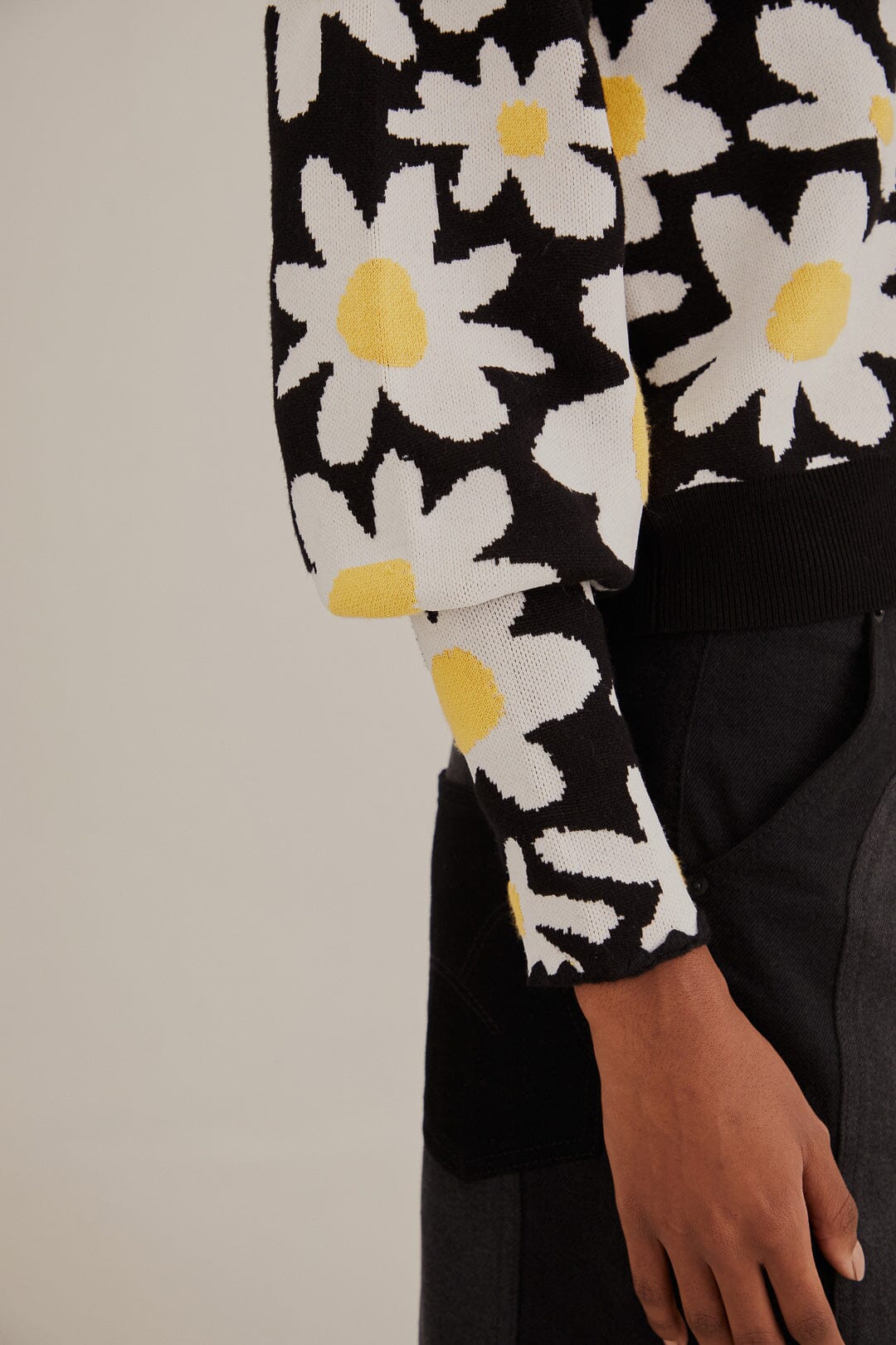 Cardigan motifs fleurs en maille - Noir