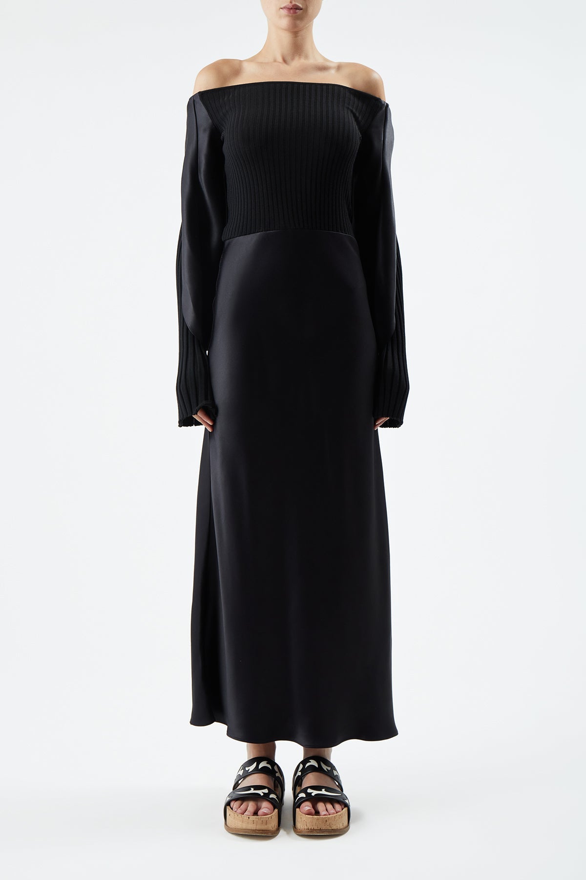 Gilman Dress en noir uni heavy soie