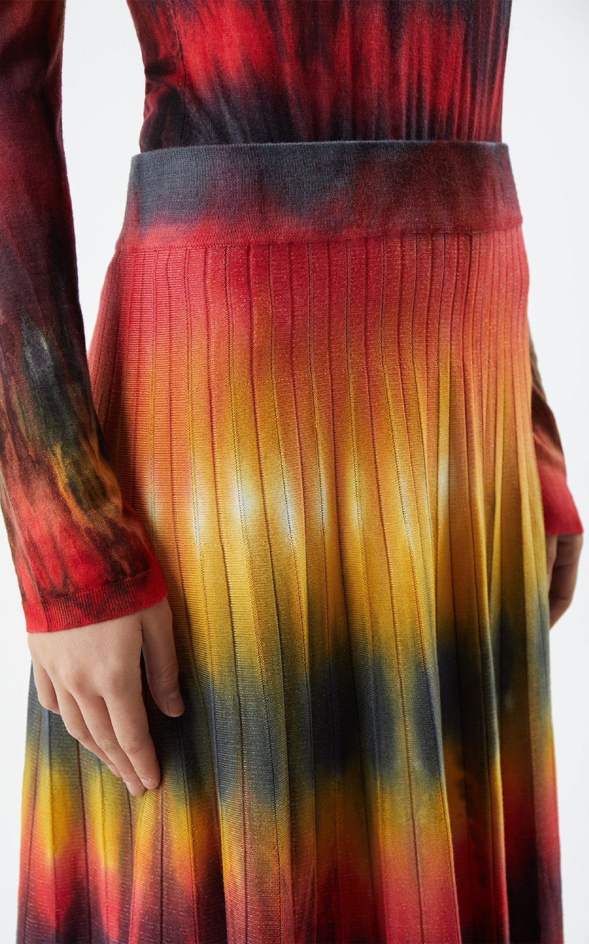 Ella Skirt en fire tie and dye soffio cachemire fil