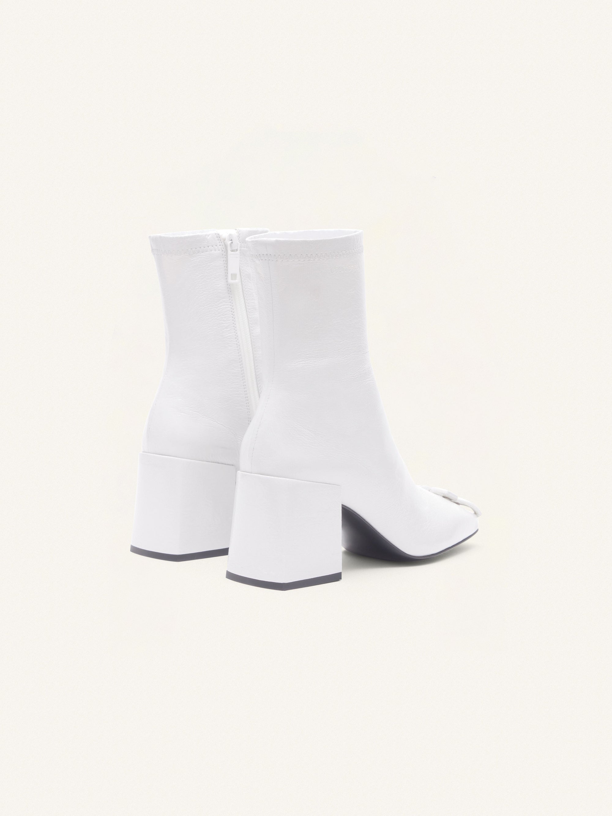 5pcs NEW / BOTTINES HÉRITAGE EN VINYLE STRETCH  - Dirty White