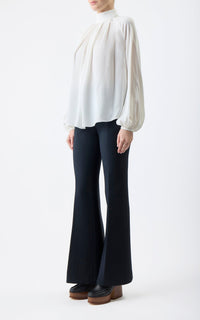 Ivory / Top Kiian à col roulé en soie - Ivory