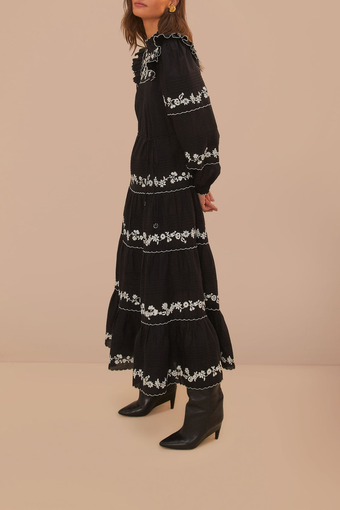 Robe longue brodée à manches longues en coton - Noir