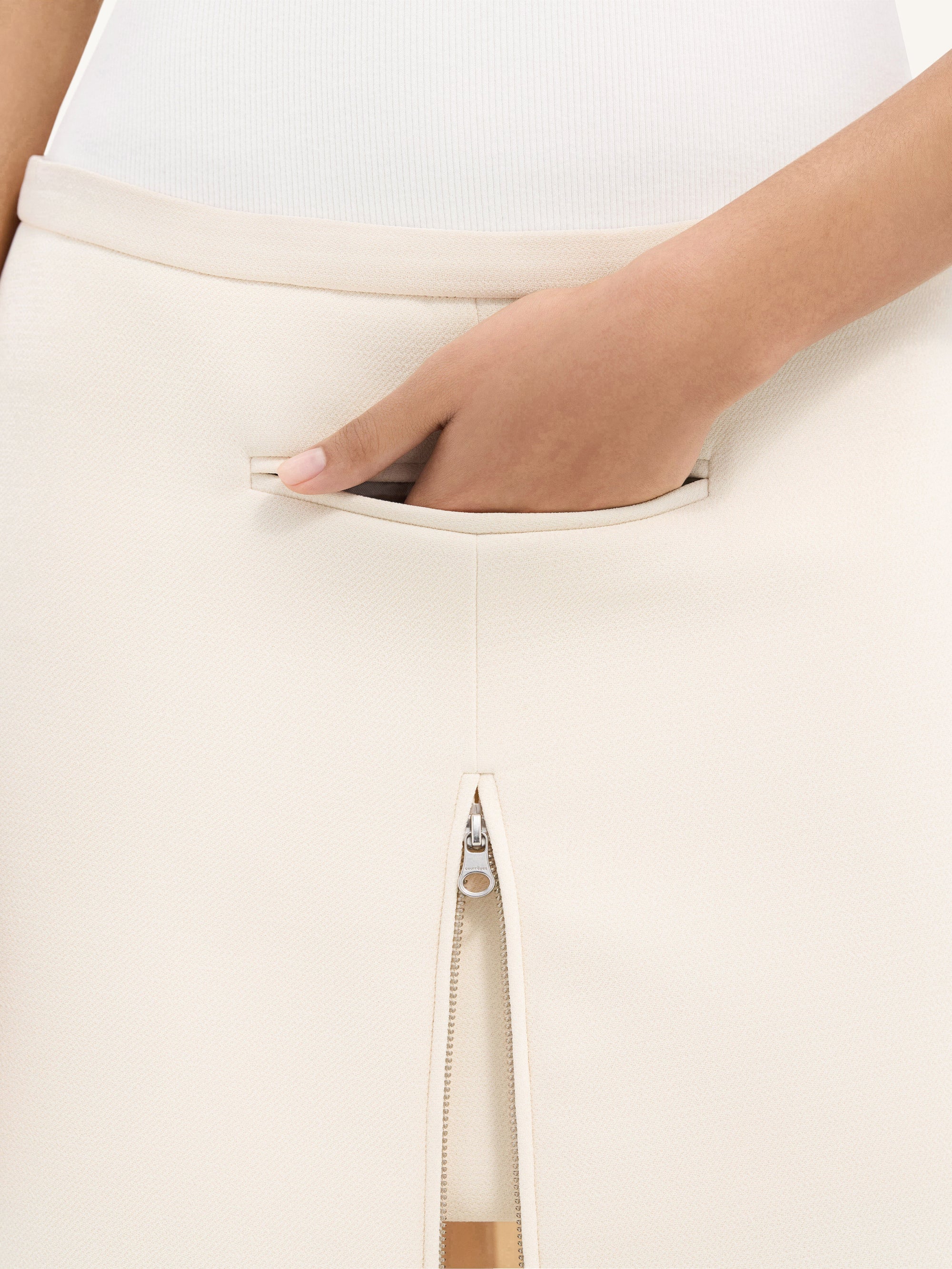 PREMIUM 21pcs NEW / JUPE MIDI TAILLEUR HÉRITAGE EN CRÊPE - Natural