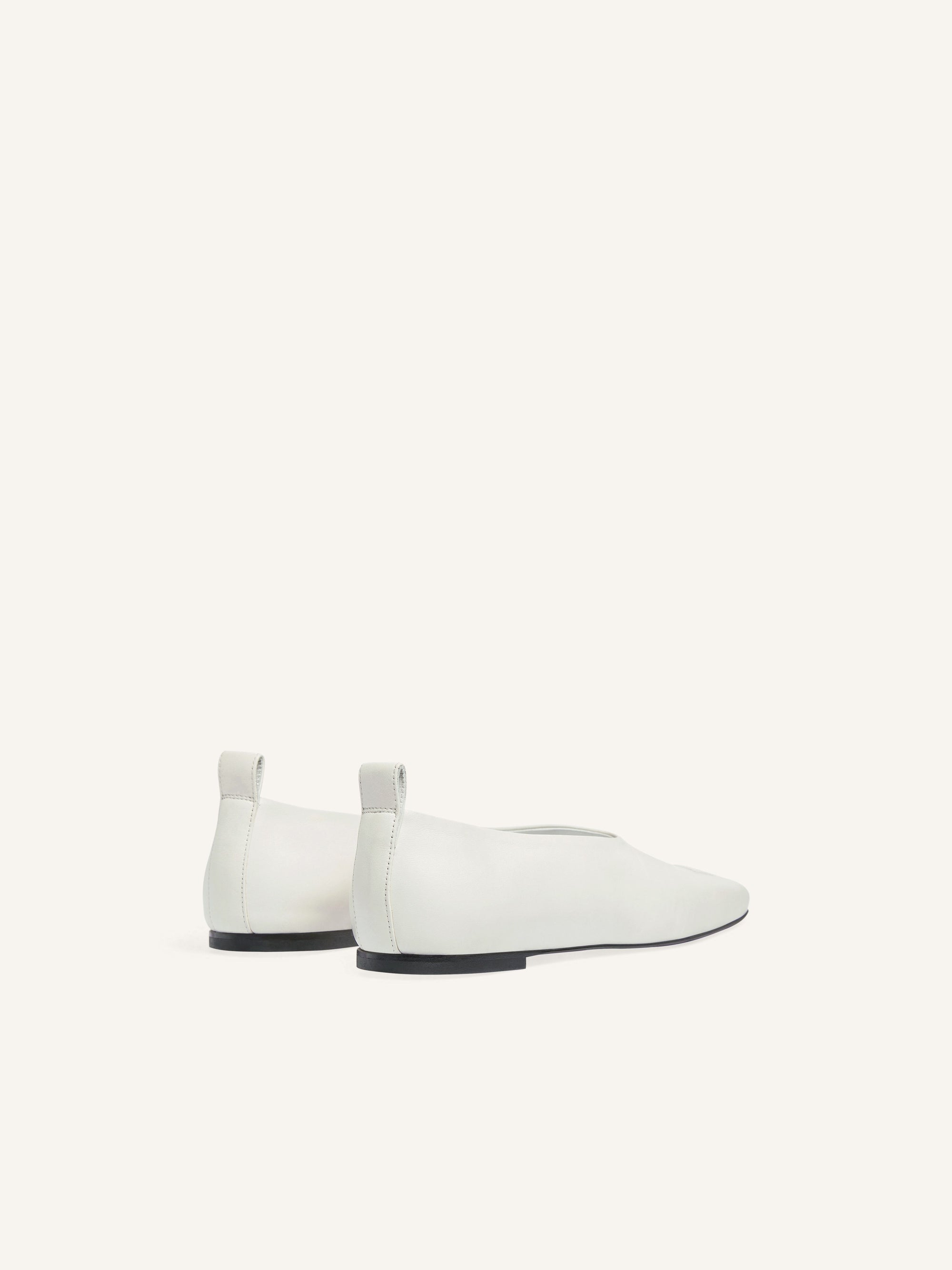 PREMIUM 20pcs NEW / MOCASSIN MINIMAL EN CUIR - Heritage white